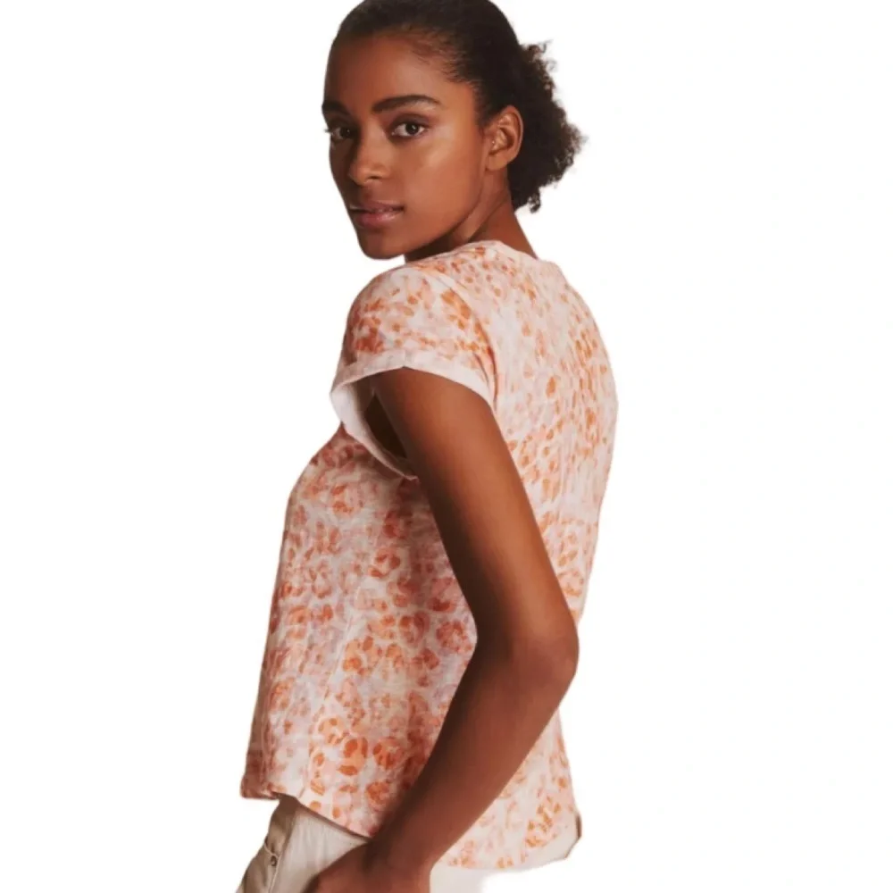 Pilcro by Anthropologie Orange/Cream Paisley Scoop Neck Short Sleeve Top. Size M